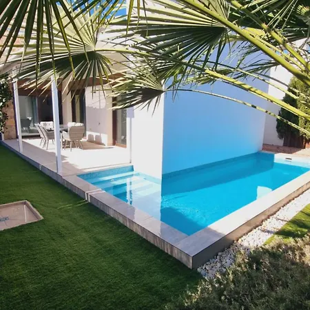 בית נופש Villahelena *